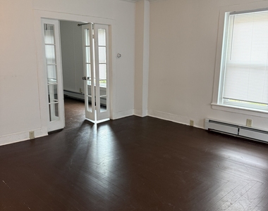 104 Spring Street - Photo Thumbnail 2