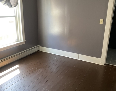 104 Spring Street - Photo Thumbnail 9