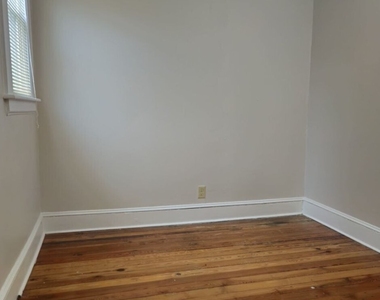 102 Melrose Street - Photo Thumbnail 18