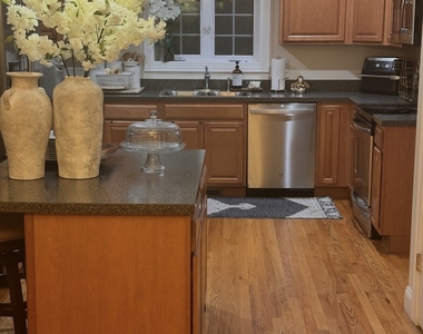 85 Hampton Road - Photo Thumbnail 13