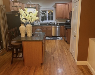 85 Hampton Road - Photo Thumbnail 12