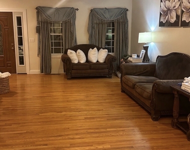 85 Hampton Road - Photo Thumbnail 9