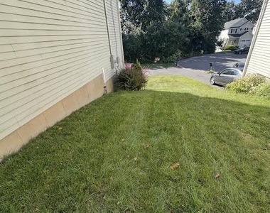 85 Hampton Road - Photo Thumbnail 6