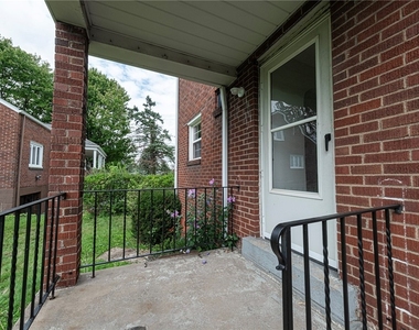 1920 James Street - Photo Thumbnail 26