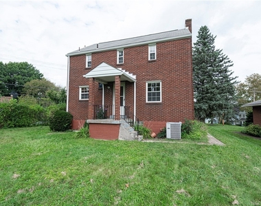 1920 James Street - Photo Thumbnail 23