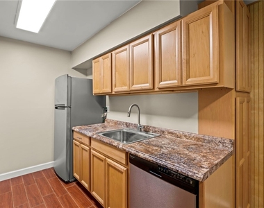 4073 Sanlin Dr - Photo Thumbnail 9