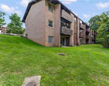 4073 Sanlin Dr - Photo Thumbnail 16