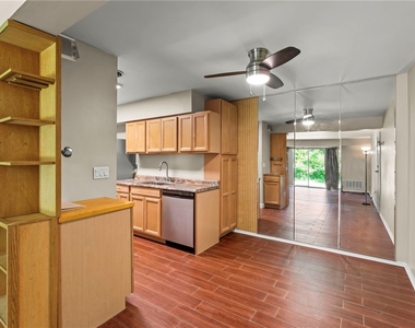 4073 Sanlin Dr - Photo Thumbnail 7