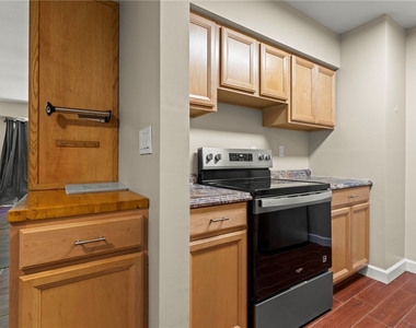4073 Sanlin Dr - Photo Thumbnail 10