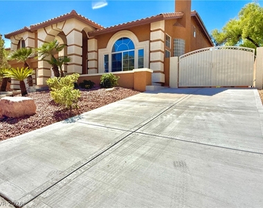 4025 Antique Sterling Court - Photo Thumbnail 6