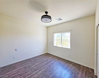 5628 E San Marco Drive - Photo Thumbnail 6
