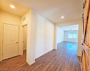 5628 E San Marco Drive - Photo Thumbnail 4