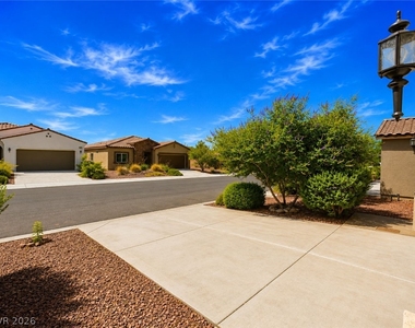 5628 E San Marco Drive - Photo Thumbnail 2