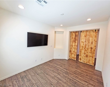 5628 E San Marco Drive - Photo Thumbnail 15