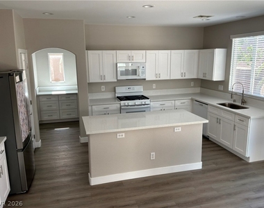 9041 Rendon Street - Photo Thumbnail 9