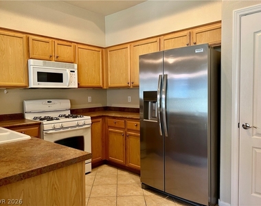 3351 Indian Shadow Street - Photo Thumbnail 3
