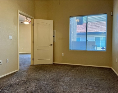 3351 Indian Shadow Street - Photo Thumbnail 11