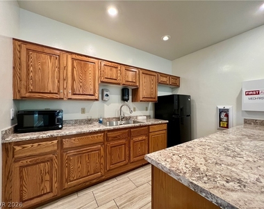 3351 Indian Shadow Street - Photo Thumbnail 20