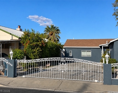504 Falcon Lane - Photo Thumbnail 2