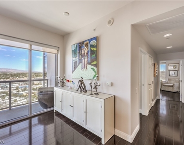 200 W Sahara Avenue - Photo Thumbnail 12