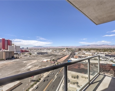 200 W Sahara Avenue - Photo Thumbnail 7