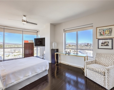 200 W Sahara Avenue - Photo Thumbnail 14