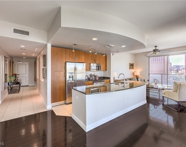 200 W Sahara Avenue - Photo Thumbnail 1