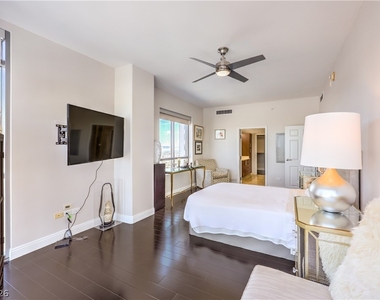 200 W Sahara Avenue - Photo Thumbnail 15