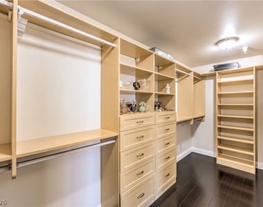 200 W Sahara Avenue - Photo Thumbnail 20
