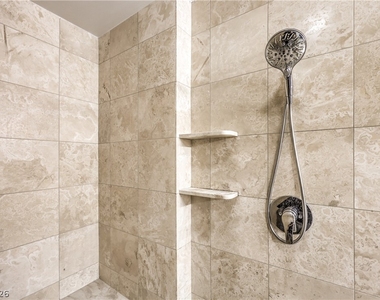 200 W Sahara Avenue - Photo Thumbnail 18