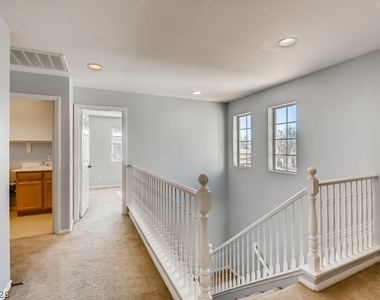 9294 Eaton Creek Court - Photo Thumbnail 17