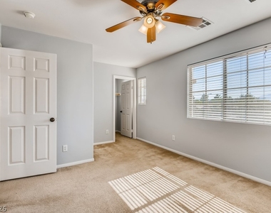 9294 Eaton Creek Court - Photo Thumbnail 12
