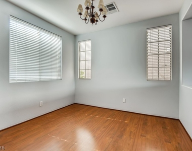 9294 Eaton Creek Court - Photo Thumbnail 4