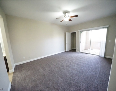 7704 Himalayas Avenue - Photo Thumbnail 23