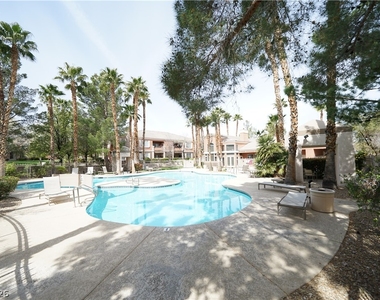 7704 Himalayas Avenue - Photo Thumbnail 33