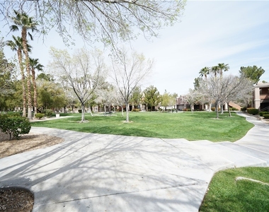 7704 Himalayas Avenue - Photo Thumbnail 31