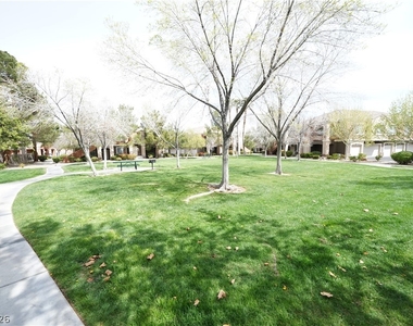 7704 Himalayas Avenue - Photo Thumbnail 32