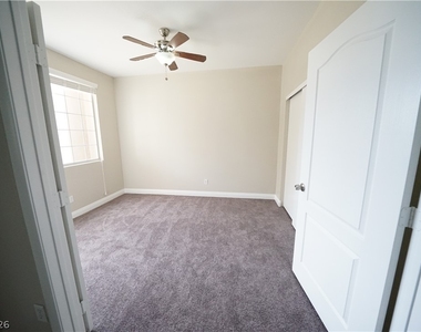 7704 Himalayas Avenue - Photo Thumbnail 15