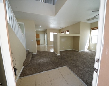 6709 Bluebell Garden Street - Photo Thumbnail 4