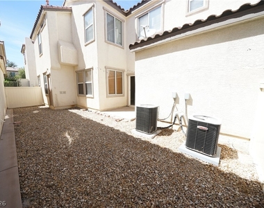 6709 Bluebell Garden Street - Photo Thumbnail 11