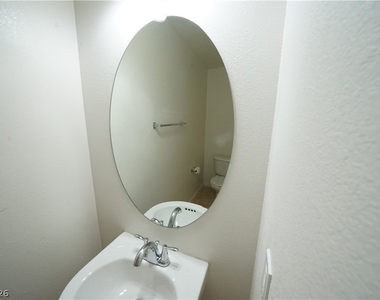 6709 Bluebell Garden Street - Photo Thumbnail 15