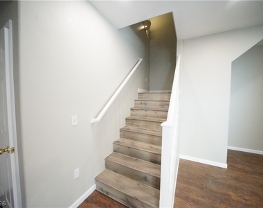 6313 Beige Bluff Street - Photo Thumbnail 14