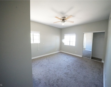 5146 S Jones Boulevard - Photo Thumbnail 10