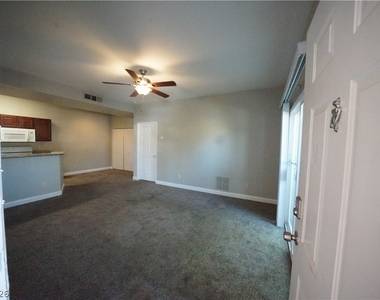 5146 S Jones Boulevard - Photo Thumbnail 4