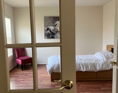 8031 Jeannie Marie Court - Photo Thumbnail 14