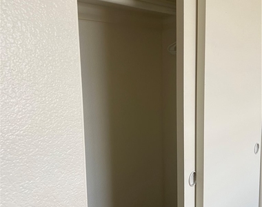8031 Jeannie Marie Court - Photo Thumbnail 21
