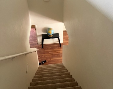 8031 Jeannie Marie Court - Photo Thumbnail 15