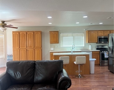 8031 Jeannie Marie Court - Photo Thumbnail 8