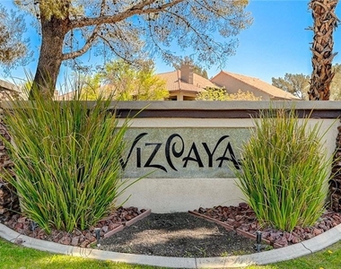 5074 S Rainbow Boulevard - Photo Thumbnail 8