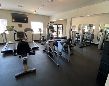 8600 W Charleston Boulevard - Photo Thumbnail 27